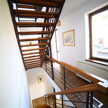 Bliss - Parliament Guest house 3*