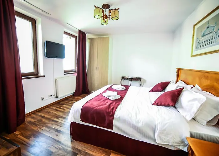 Bliss - Parliament 3*