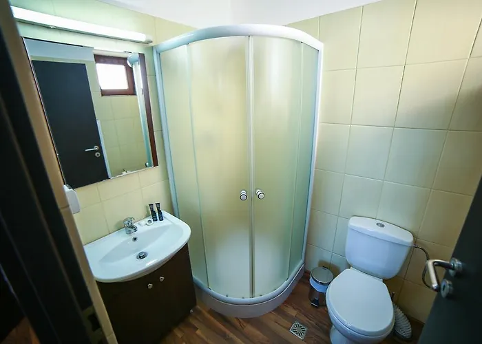 Bliss - Parliament 3* Bucureşti