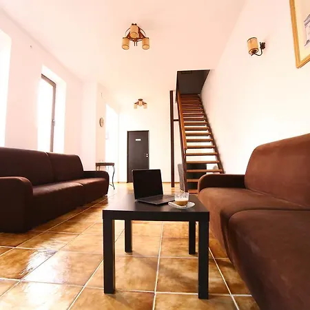 Bliss - Parliament 3*